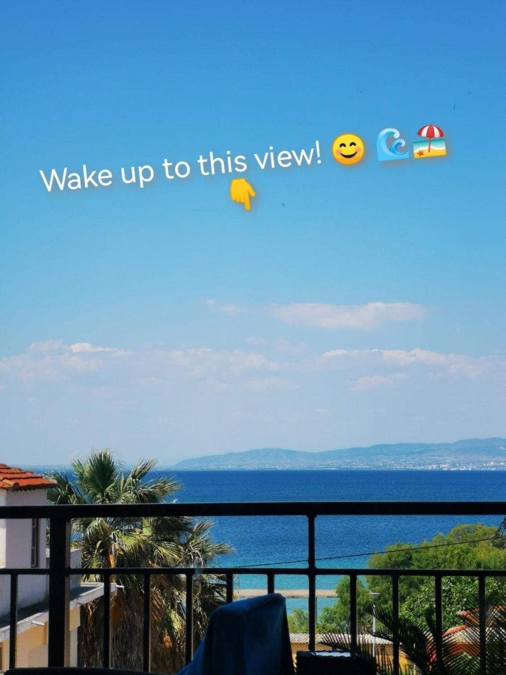 Pure Bliss Luxury Beachfront Apartment With Panoramic Sea Views, Electric Bbq, Gym Equipment And More Αγία Τριάδα Εξωτερικό φωτογραφία